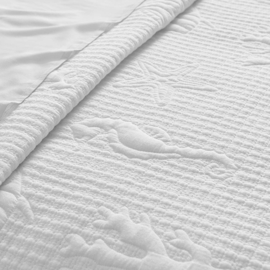 Stitch Sea Quilt Set