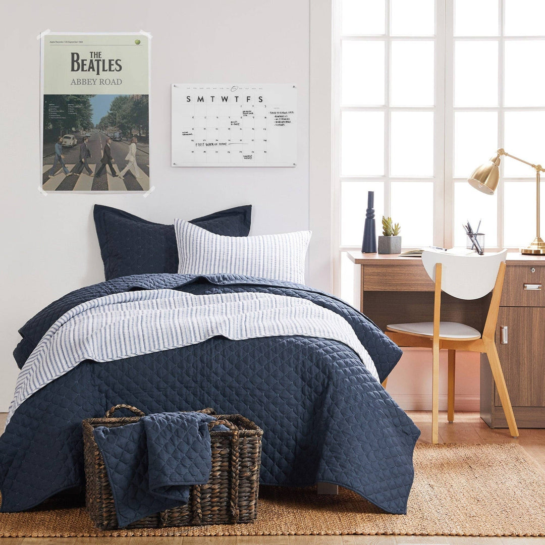 Tobago Blue Quilt Set