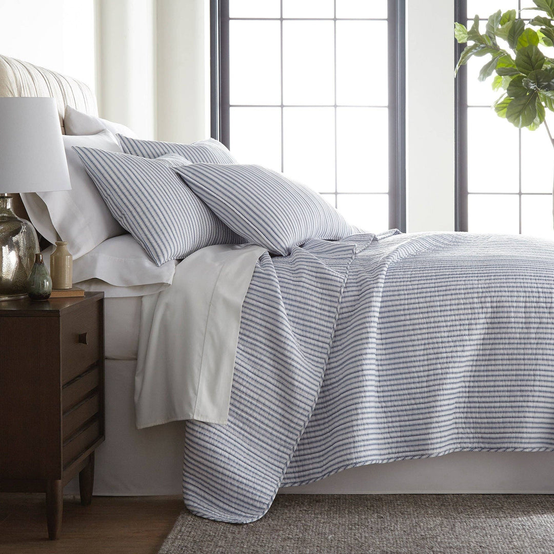 Tobago Blue Quilt Set