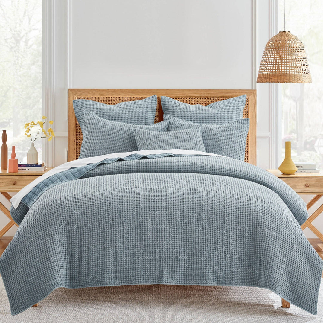 Mills Quilt Set