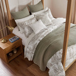 Load image into Gallery viewer, Mills Quilt Set
