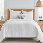 Load image into Gallery viewer, Mills Quilt Set
