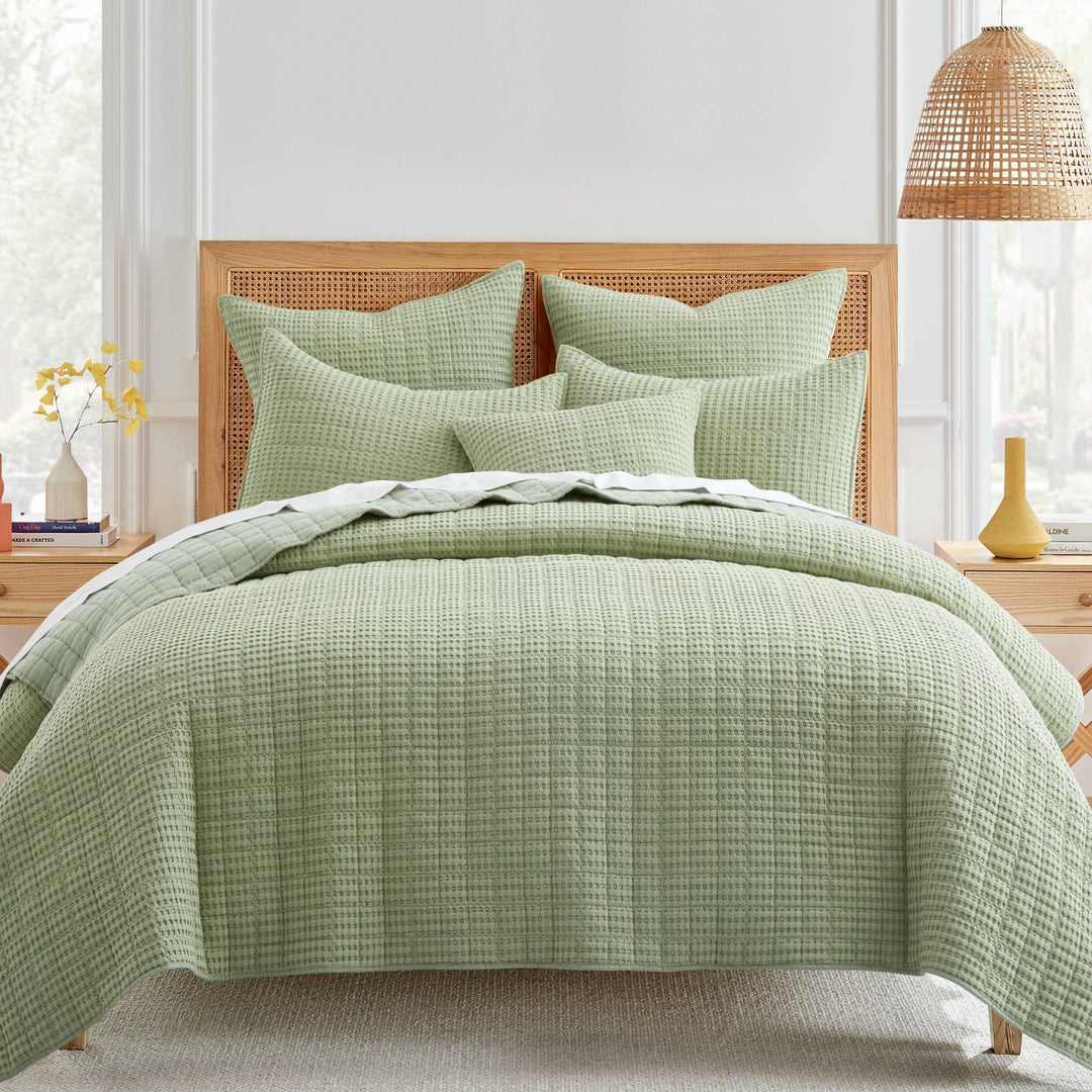 Mills Quilt Set