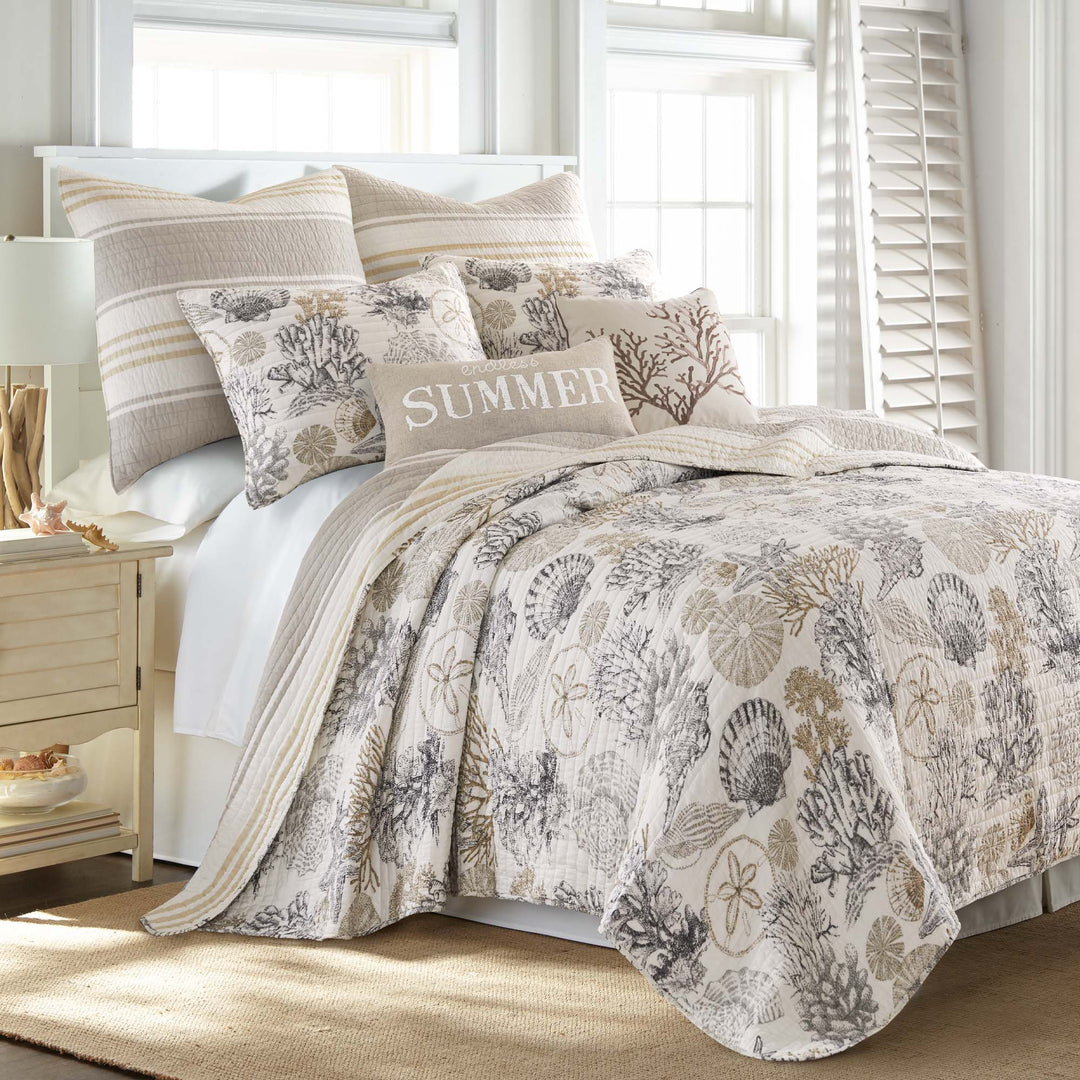 Caspian Quilt Set