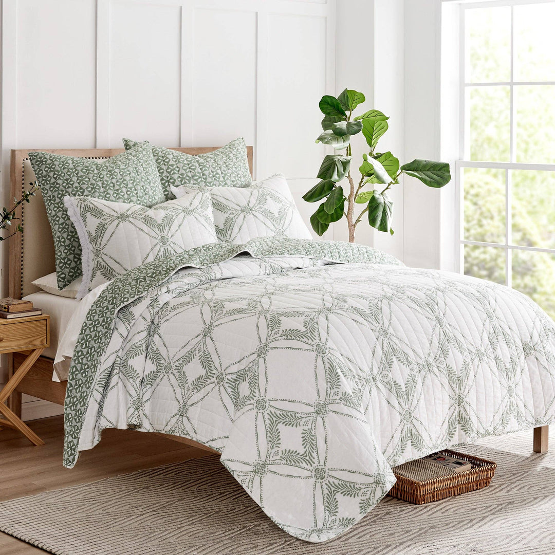 Kemala Quilt Set